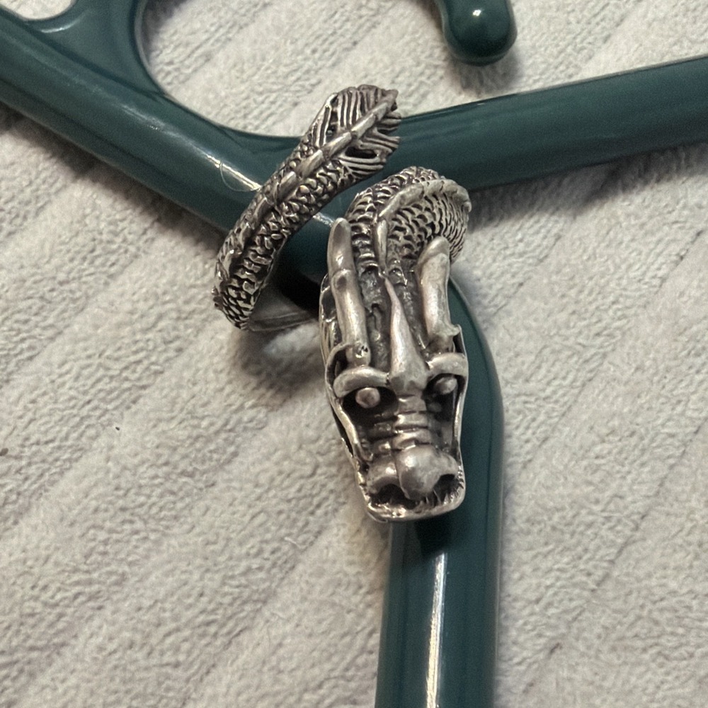Dragon Ring Vintage Sterling Silver Wrap around Tail & Head Moves